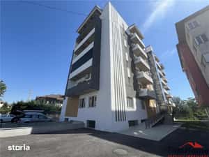 Studio,et 2,lift, mobilat si utilat, parcare subterana, politie IPJ — miniatura 4
