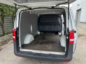 Duba Mercedes-Benz Vito 109 CDI KSV Long 2015, motor 1.6 Diesel 88 CP — miniatura 5