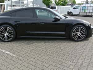 Porsche Taycan Berlină 476 CP electric sec. 1 — miniatura 3