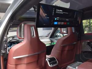 BMW M760 Automată 381 HP Hibrid (B/E) — miniatura 4