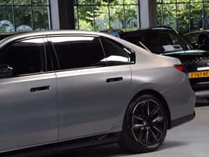 BMW M760 Automată 381 HP Hibrid (B/E) — miniatura 7