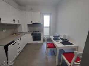 Păcii,centrala proprie, contract, loc de parcare subteran inclus