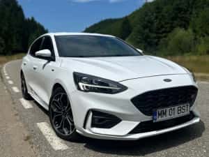 Ford Focus 2.0 ST — miniatura 9
