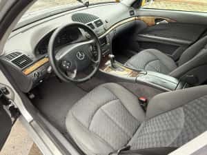 Mercedes E200-122Cp-2004-Automat-Clima-Stare Buna-Variante Auto — miniatura 5