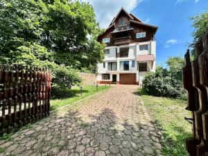 De vanzare proprietate deosebita in Zarnesti, 600 mp utili zona centrala — miniatura 2