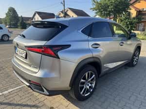 Vând Lexus NX 300h AWD Executive Plus, an fabricație decembrie 2018 — miniatura 3