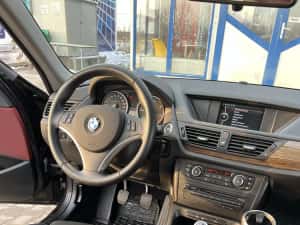 BMW x1 18D S drive Euro 5 — miniatura 7