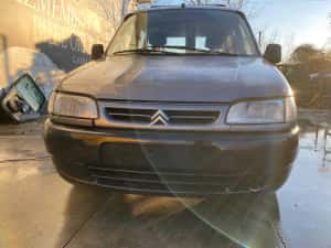 dezmembrez citroen berlingo 1.4i/bara fata berlingo/usa berlingo — miniatura 7