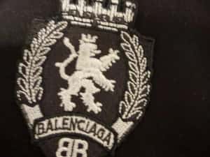 Pantaloni scurti Balenciaga calitate Premium — miniatura 4