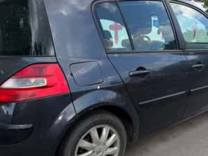 Vand Renault megane 2 defect — miniatura 9