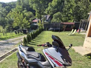 Yamaha T-MAX 530 impecabil — miniatura 2