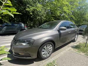 Volkswagen Passat 2011, 401.000 km, 6.500 EUR — miniatura 2