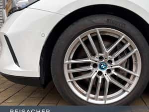 BMW 550 Plug-in Hybrid Second Hand — miniatura 4