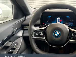 BMW 550 Plug-in Hybrid Second Hand — miniatura 5