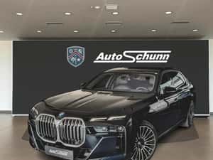 BMW Seria 7 740d xDrive M, TV/ Automată, sedan premium diesel