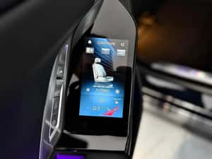 BMW Seria 7 740d xDrive M, TV/ Automată, sedan premium diesel — miniatura 6