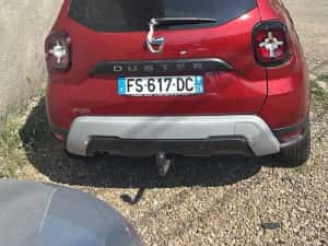 Dacia Duster / avariat / 91000 km /cârlig remorcare / 4x2 — miniatura 4
