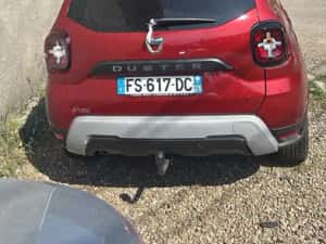 Dacia Duster / avariat / 91000 km /cârlig remorcare / 4x2 — miniatura 10