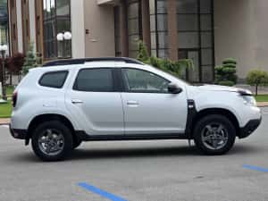 Dacia duster 4x4 — miniatura 4