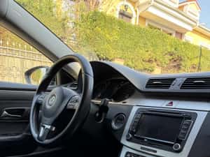 VW Passat cc | 2.0 tdi DSG | intreținut — miniatura 5