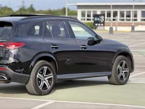 Mercedes-Benz GLC 400e 4MATIC AMG Line 2023 | 381 CP | Digital Light | Head-Up Display | 120 km electric — miniatura 4