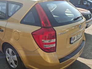 Kia Ceed SW 2008 - motor 1.4 benzina — miniatura 5