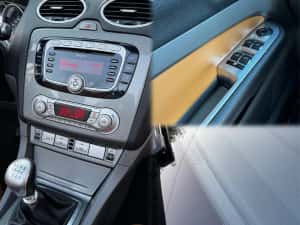 Ford Focus Cabrio Pinifarina Saddle Brown — miniatura 9