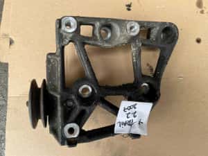 Suport rola accesorii Nissan X-Trail T30 2001-2007