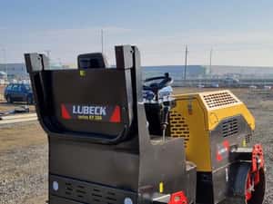 Cilindru Compactor 3Tone Lubeck Ky300 Utilaj Nou Garanție 1 an — miniatura 9