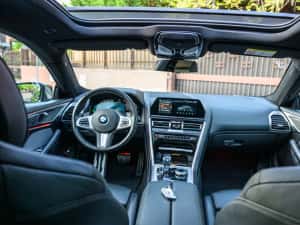 BMW M8 M850i 55000km!!! xDrive 530cp/swarovsky/soft close/Key — miniatura 6