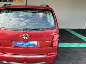 Volkswagen Touran Manuală 105 HP Diesel — miniatura 4