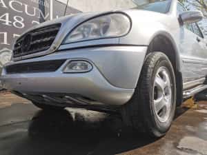 Dezmembrez mercedes  ML 270 CDI om 612/bara fata ml/far ml/aripa ml/ — miniatura 4