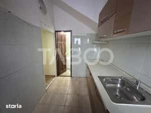 Garsoniera de vanzare cu 1 loc de parcare in curte Podul Minciunilor — miniatura 5