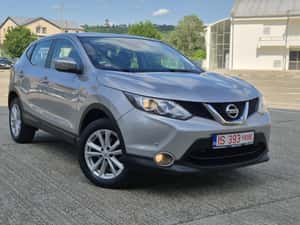 Nissan Qashqai 1.6 dCi – SUV-ul care îmbină confortul cu economia — miniatura 2