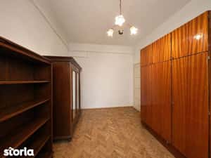 De vânzare apartament zona centrală — miniatura 4