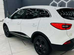 Renault Kadjar - SUV second-hand, 2017, 140.000 km — miniatura 3
