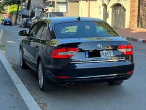 Skoda Superb Business 2.0 TDI - 140cp DSG 2015 LED BiXenon Memorii — miniatura 4