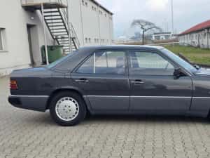 W124 300D Turbo înmatriculat istoric — miniatura 10