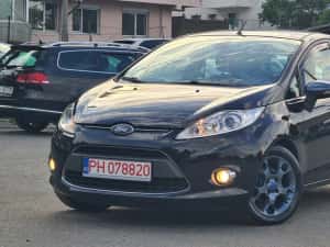 Ford Fiesta Titanium 2013 * 1.6 TDCI * Euro 5 * Klimă * Xenon * Senzori * Jante * Import Recent Olanda — miniatura 2