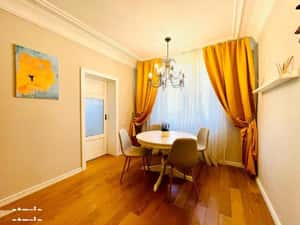 Pajura - Presei, Apartament 3 camere deosebit, centrala proprie.