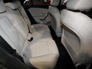 Mercedes-Benz CLA 180 Sport cu dotări complete — miniatura 6