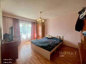 Apartament cu 3 camere decomandate in zona Primaverii
