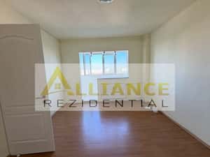 Apartament cu 2 camere semidecomandat in sector 4 - Aleea Huedin