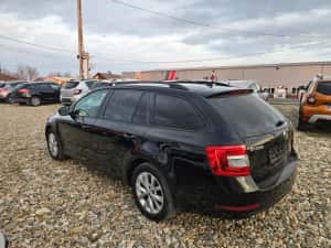 Skoda Octavia Skoda octavia 1.5 benzina și CNG Automat — miniatura 8