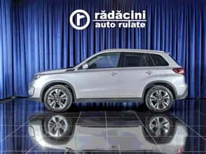 Suzuki Vitara 2024 - 16.581 km - 17.950 EUR — miniatura 6