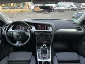 Vând Audi A4 an 2011 stare perfectă — miniatura 6