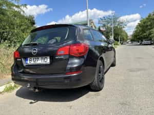 Opel Astra J euro5 — miniatura 3