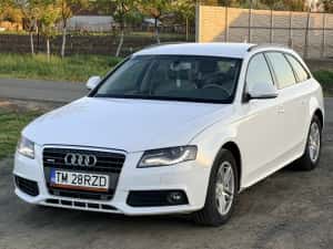 Audi A4 B8 Quattro 2.0 TDI S-line/ Navi/Bi-Xenon/Alcantara/ Inmatriculata RO RECENT