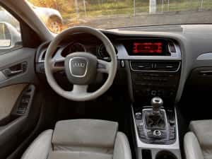 Audi A4 B8 Quattro 2.0 TDI S-line/ Navi/Bi-Xenon/Alcantara/ Inmatriculata RO RECENT — miniatura 7