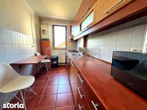 Apartament 3 camere in zona Polivalenta — miniatura 5